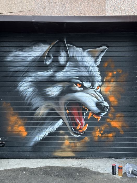 Роспись стен . Художник . Муралы . Граффити . Аэрограф