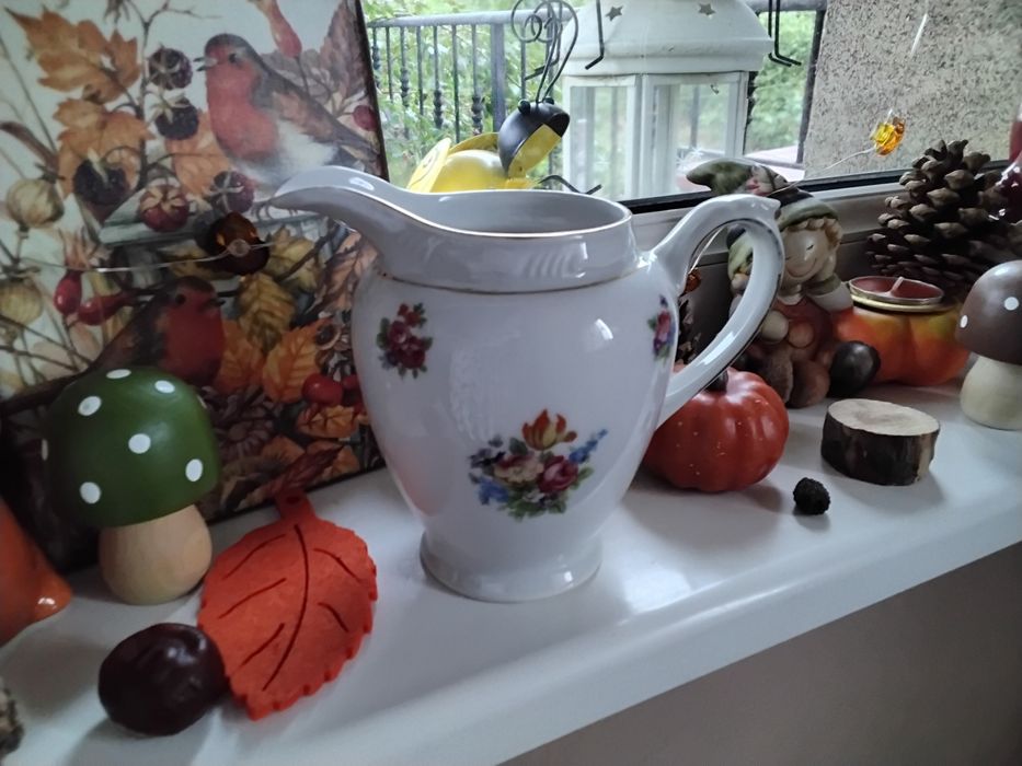 Чудесни барокови чашки с латиера на добра цена !