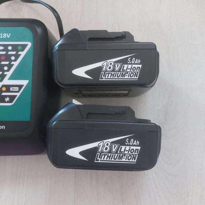 ПЪЛЕН КОМПЛЕКТ: 2x Батерии 18V 5.0Ah + Бързо Зарядно 7A за Makita LXT Нови