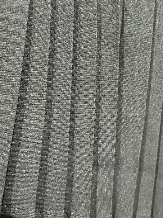 Платье на тонких бретелях