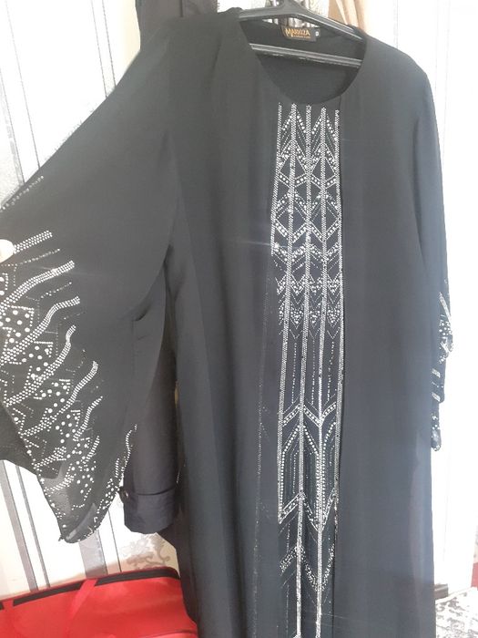 Abaya ko‘ylak. Qora rangda