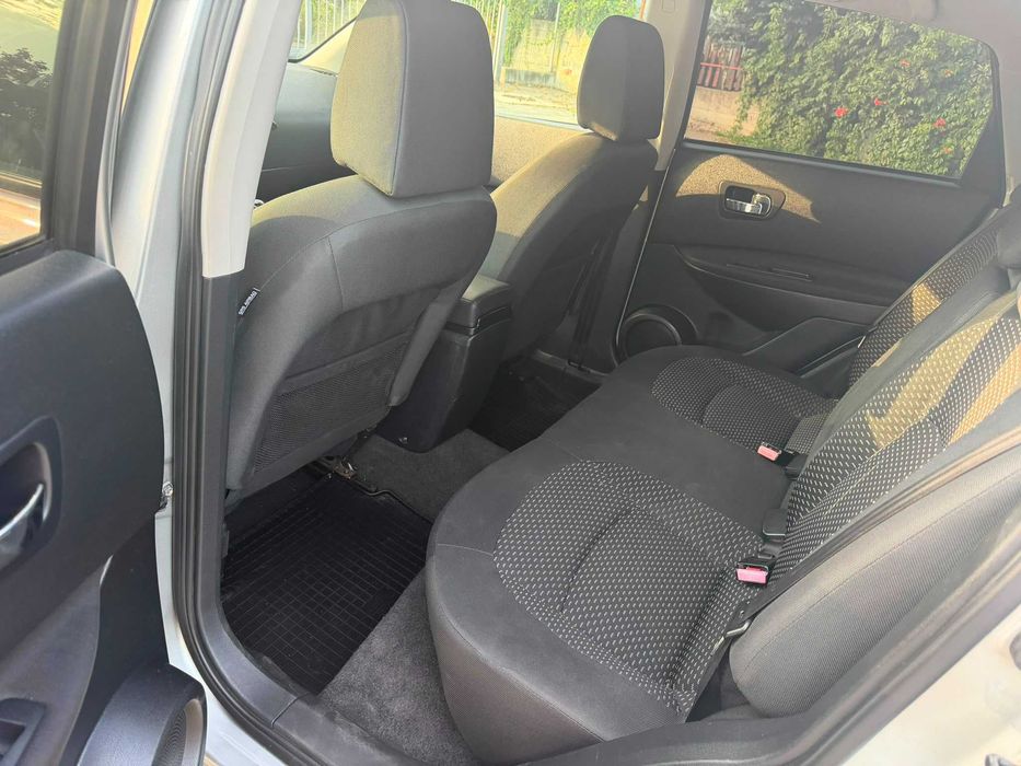 Nissan Qashqai, an 2008, motor 2.0 dCi diesel – 1995 cm³, 110 kW / aprox. 150 CP, cutie manuală în 6 trepte.