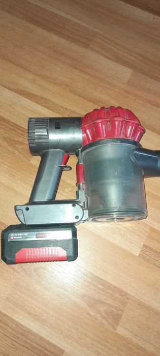 Aspirator DYSON cu acumulator Einhell