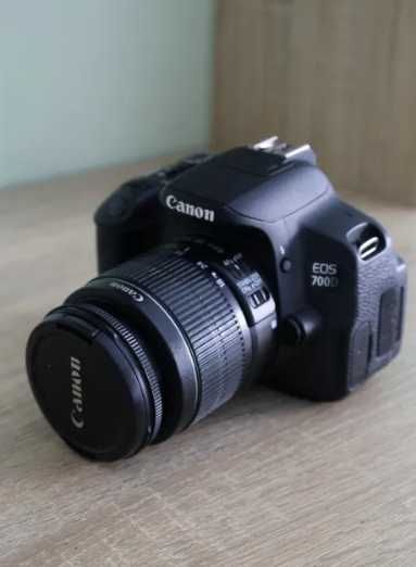Canon EOS 700D kamera