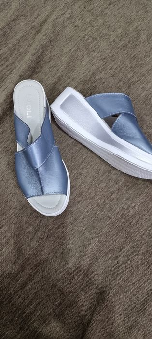 Женская     обувь