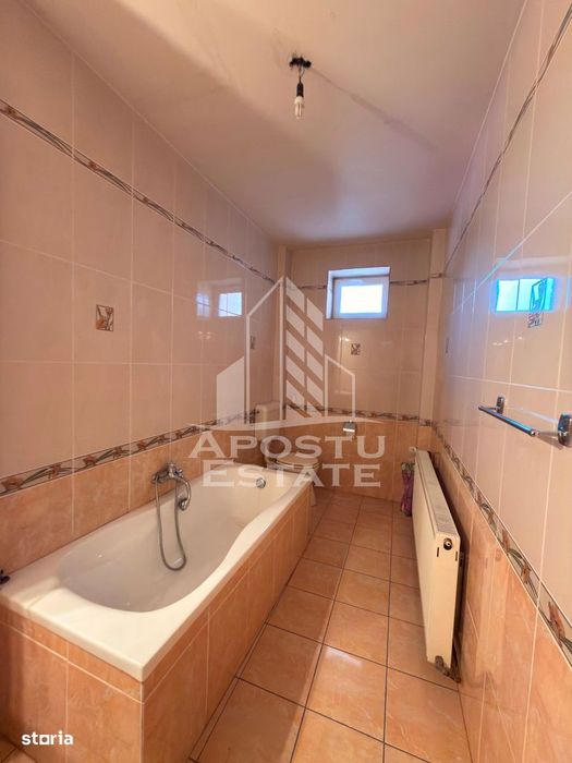 Apartament pretabil birouri, 4 incaperi, 130 mp, Central Timisoara