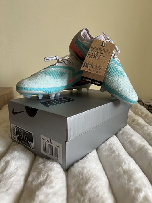 Ghete fotbal NIKE Phantom 6 Elite FG marimea 40 NU2