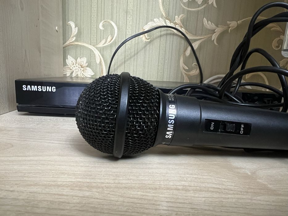 DVD плеер почти новый