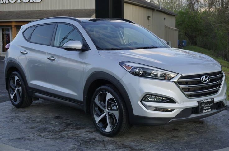 Hyundai Tucson Хюндай Туксон 1.6 2.0 2.4 бензин 2017година На части!!