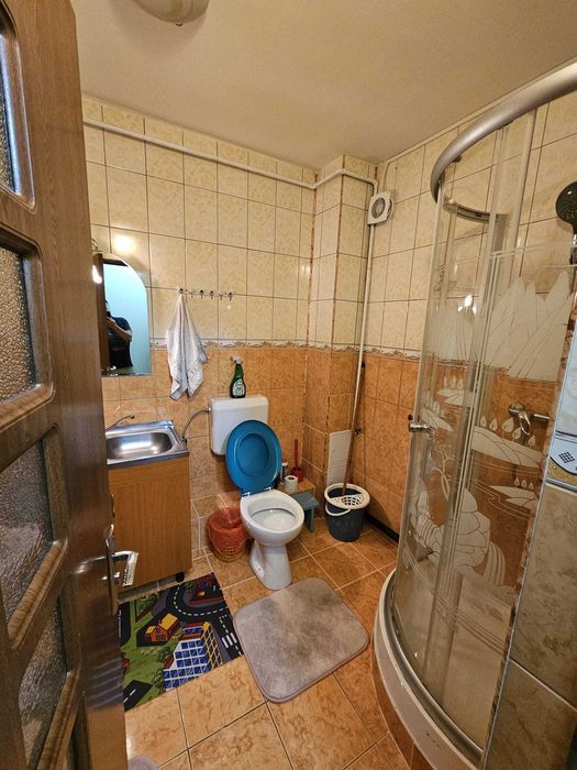 garsoniera de inchiriat Rahova- Teius