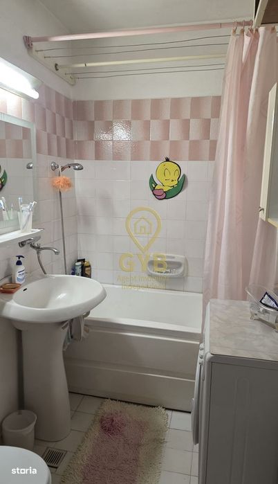 De vanzare apartament cu 2 camere, zona Garii Centrale / Sirul Canonic