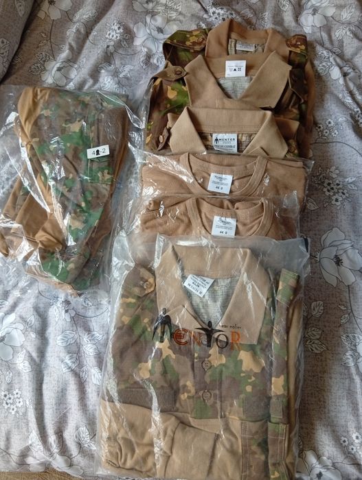Tricouri / bluze combat noi (7 bucati)