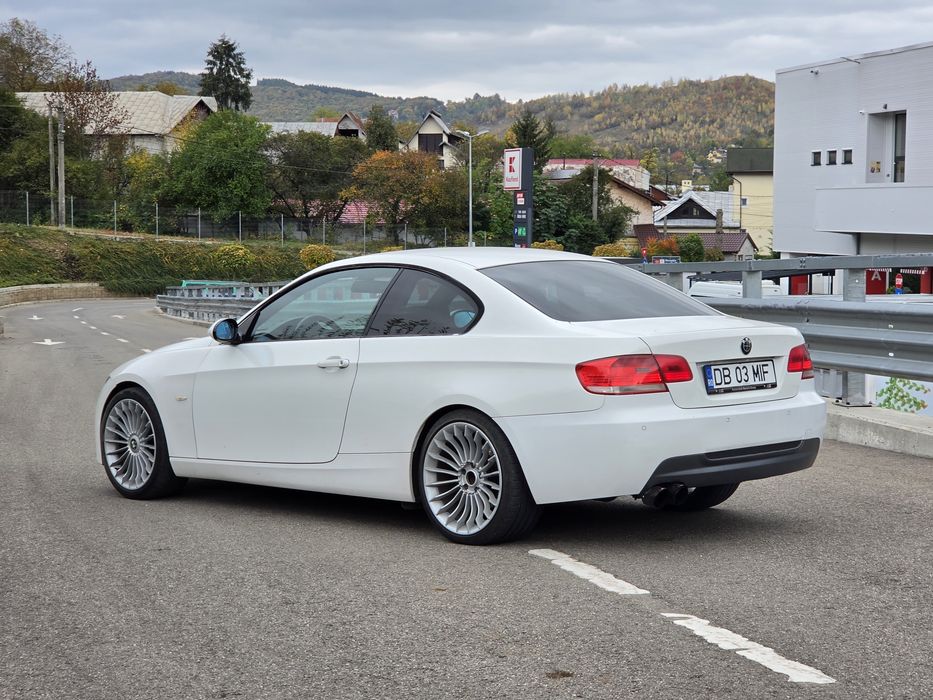 Bmw Seria 3  E92 2.0i