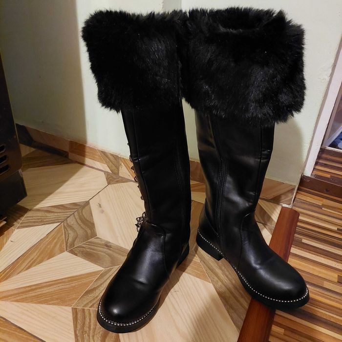 Cizme lungi blanite model epocă 36