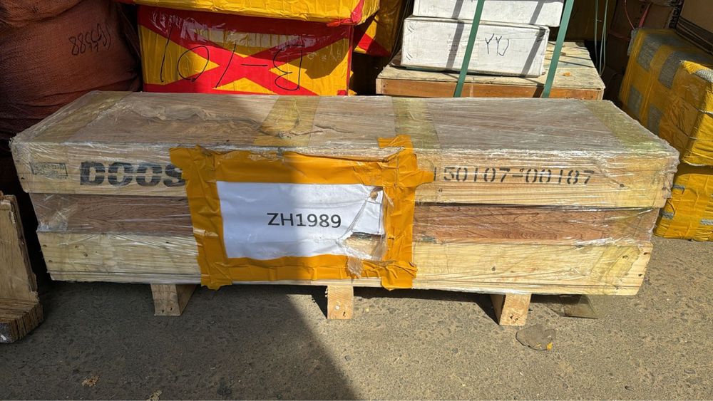 Запасные части двигатель экскаватор Doosan , Дусан  , develon