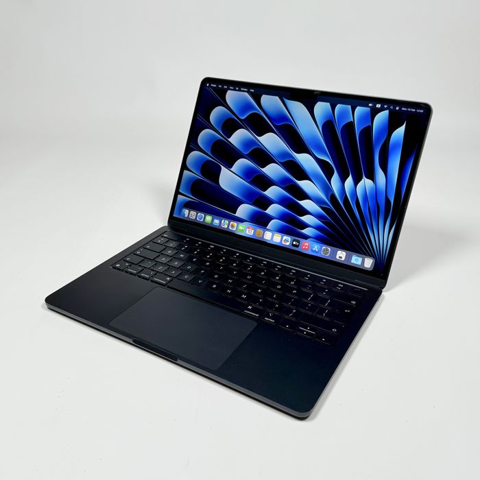 MacBook Air 13,6 M2 Midnight