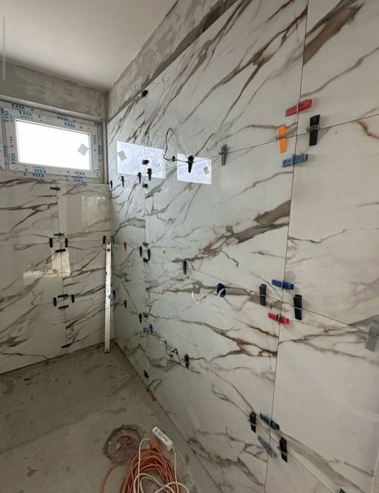 Кафель брусчатка елелтра сварка сантехника манташ ишларини киламиз