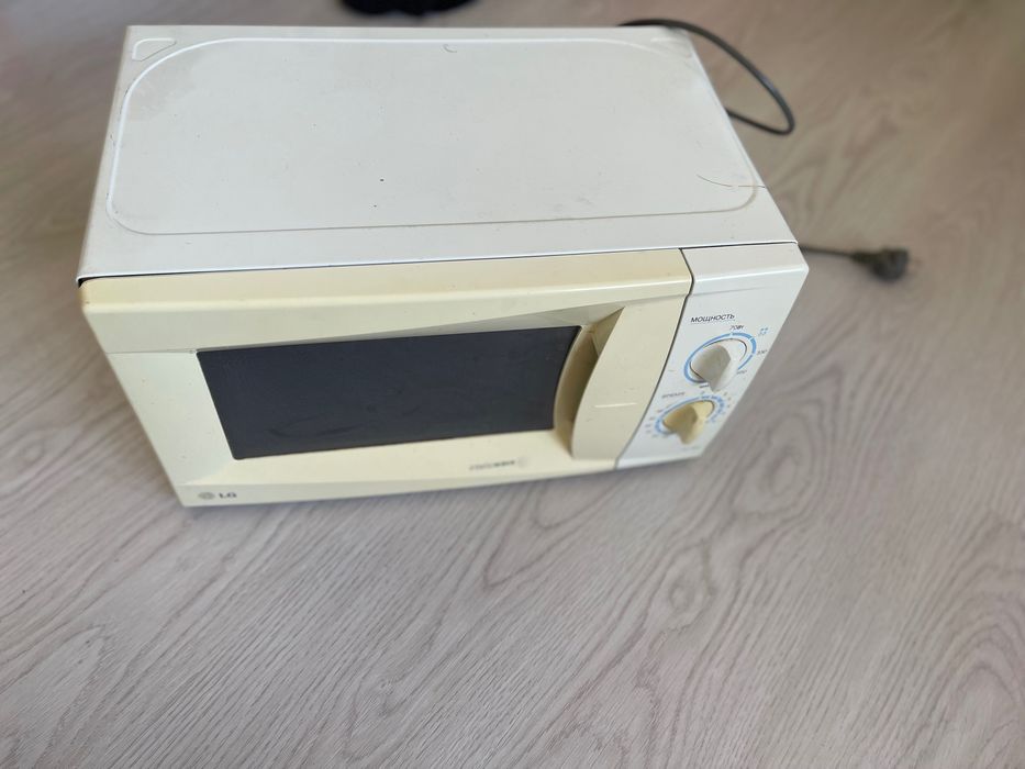 Продается микроволновая печь в рабочем состоянии