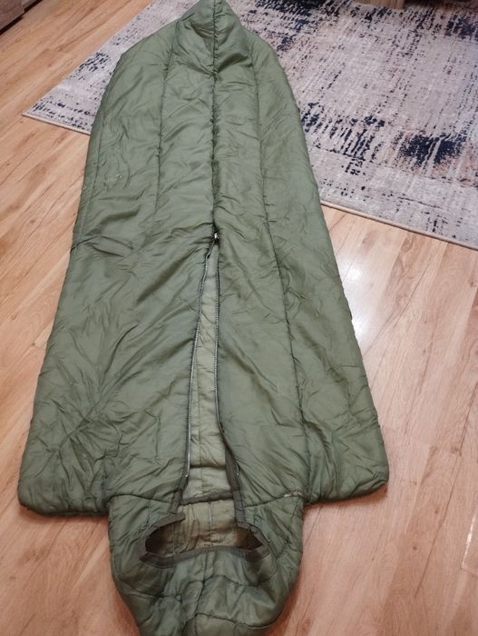 Туристически спални чували