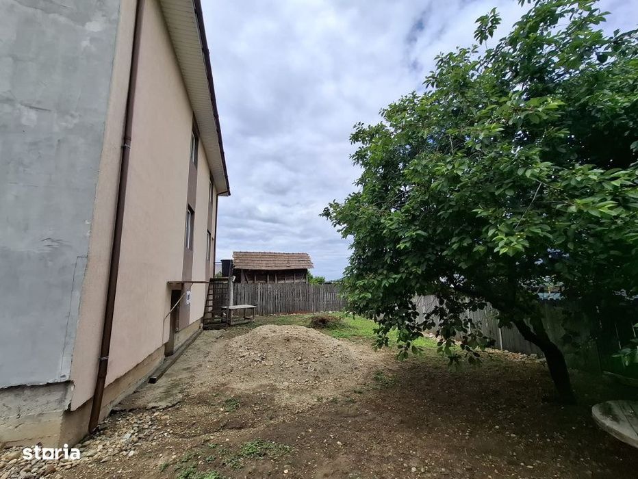 Casa 300 mp,afacere (camin batrani, pensiune), zona Breasta