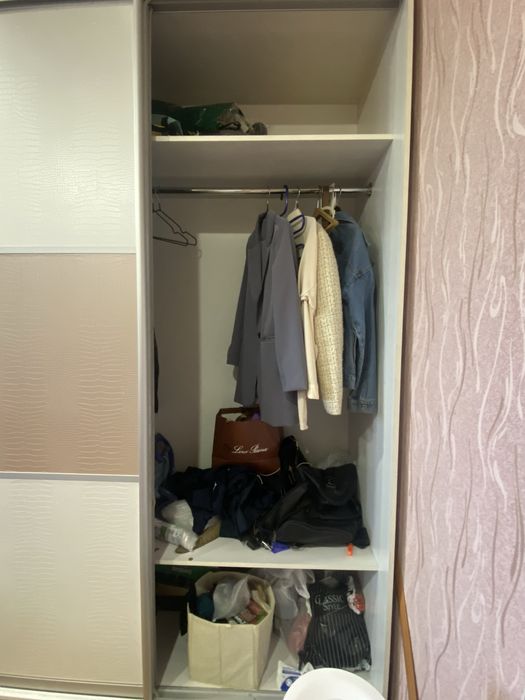 Продам спальный шкаф б/у