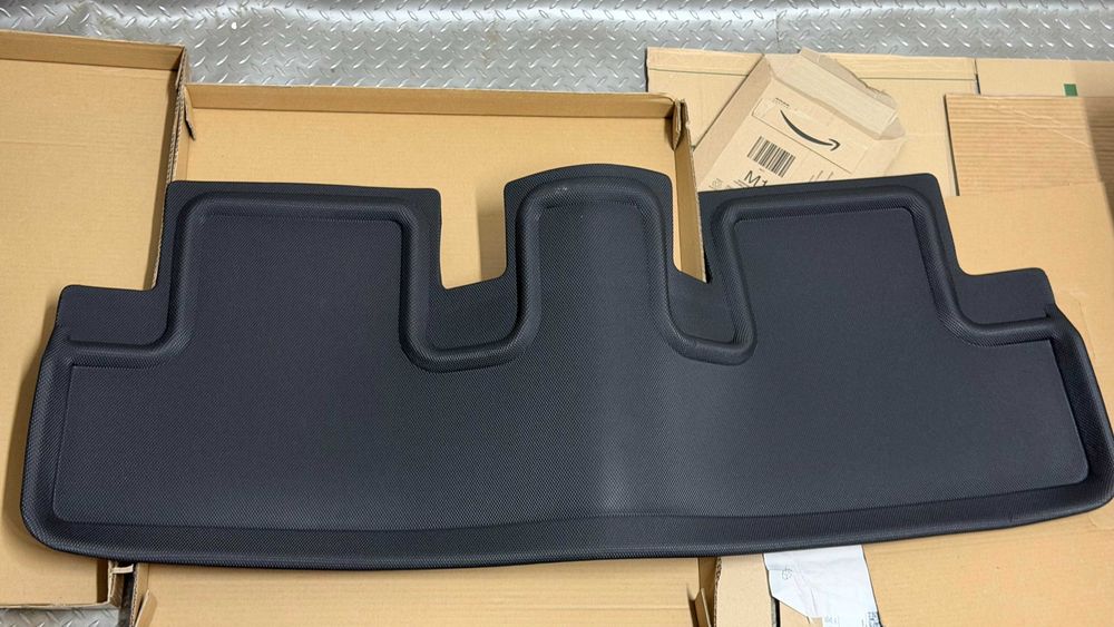 Tesla model 3 highland floor mats - Тесла модел 3 2024 стелки комплект