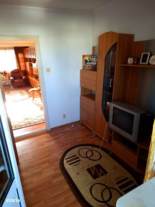 4 camere PITEȘTI , Decomandat , Amplasament DEOSEBIT, negociabil !