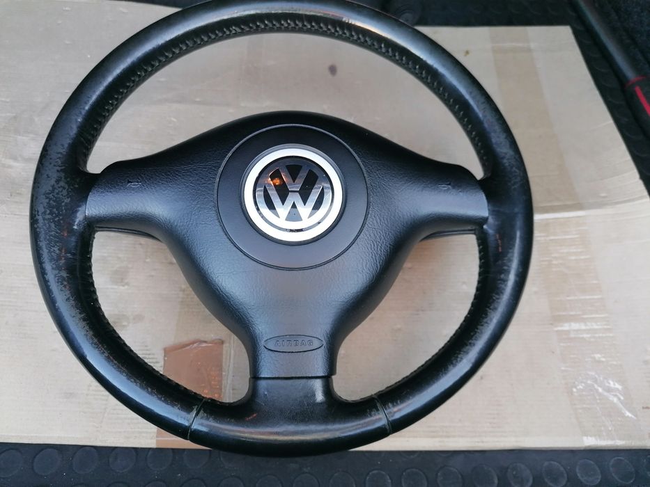 De vînzare volan piele wolzvagăn pasat b5. 5