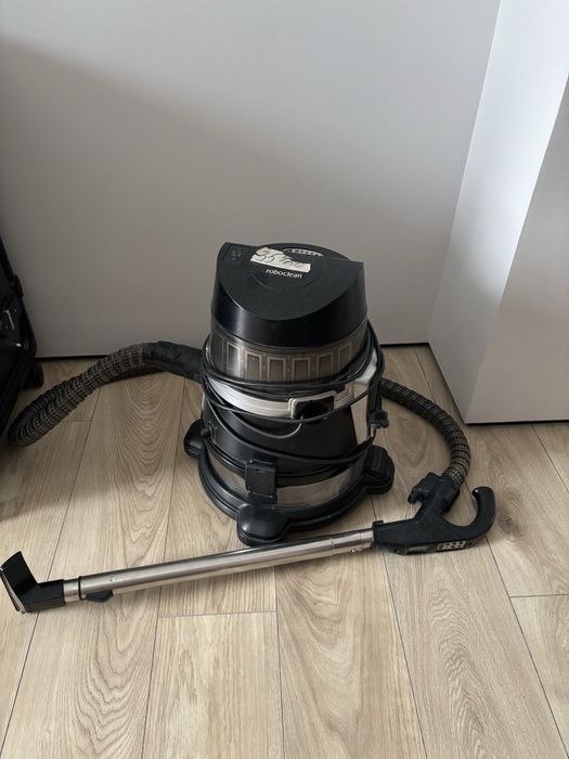 Продается пылесос roboclean aura