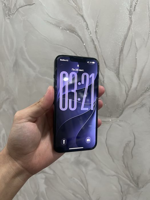 Продам iPhone 13 128gb в идеальном состоянии