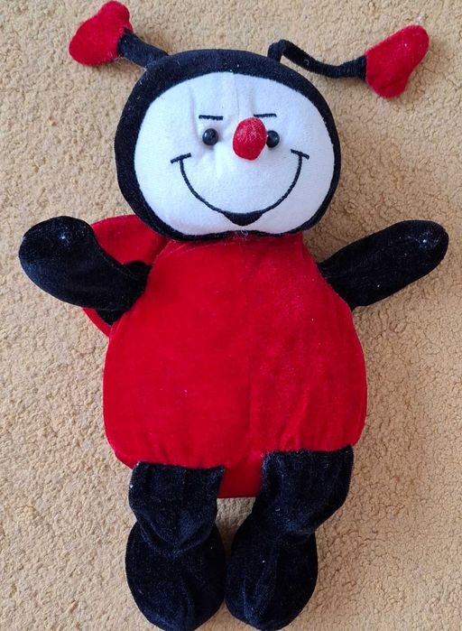 Плюшени играчки на цена от 3 лв за брой