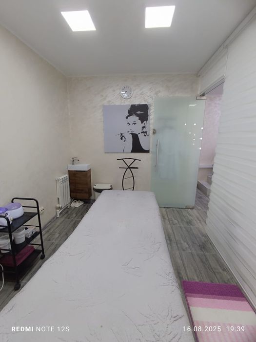 Сдаётся кабинет в салоне красоты