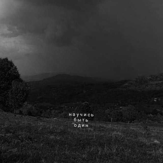 Продаётся Андроид телефон Poco.