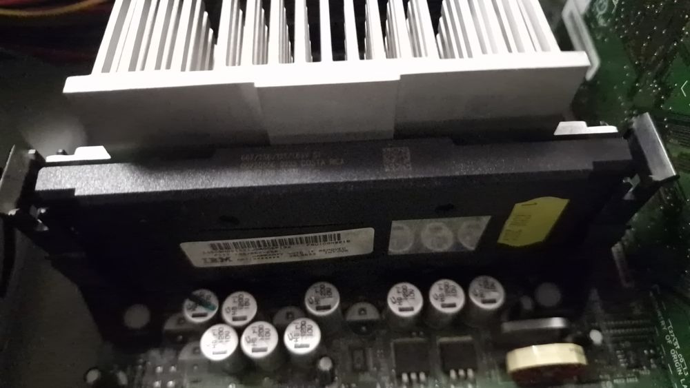 PC Retro IBM Pentium III 667MHz + Monitor CRT |  Win XP