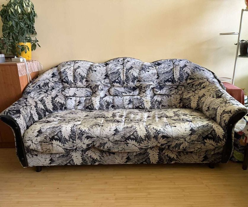 Диван /разтегателен/ и фотьойл