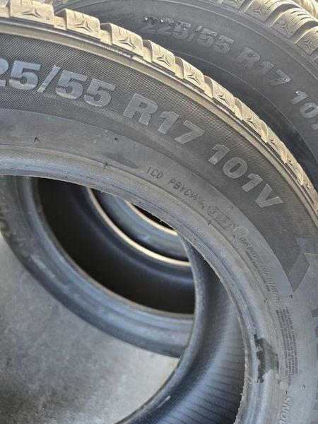 225/55/17 KUMHO 4бр