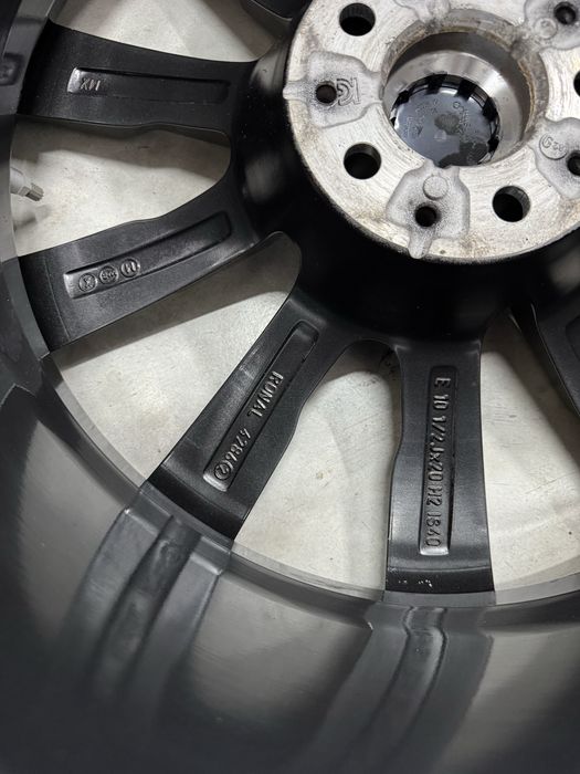 Jante Bmw X5 X6 R20 G05 G06 M740 Originale Pirelli 2024 de vara