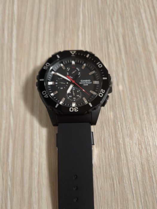 Ceas casio negru