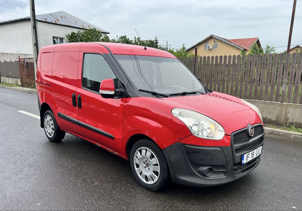 FIAT Doblo 1.3 MultiJet 90 CP Diesel - AUTOUTILITARA N1 - An fabricatie 2013