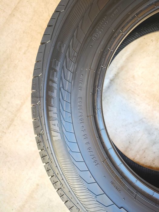 Anvelope 205/70/15C an 2020 vara SEMPERIT VAN LIFE 2