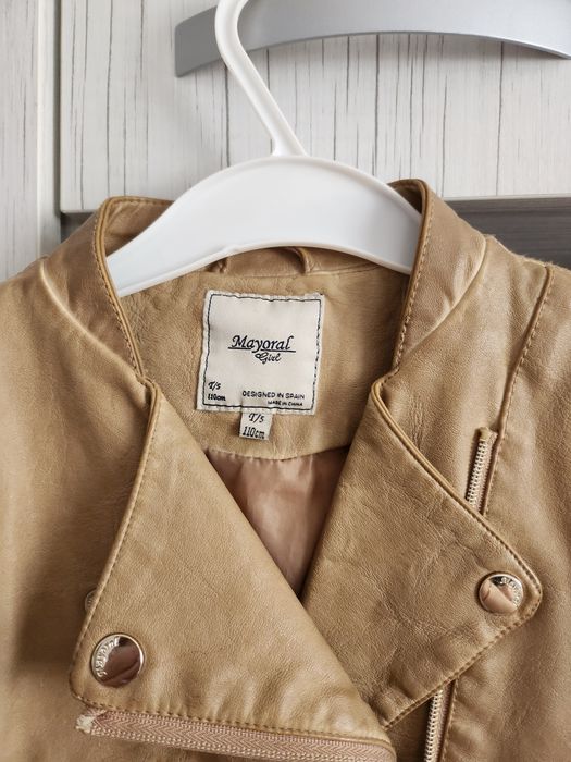 Кожено  яке 110р