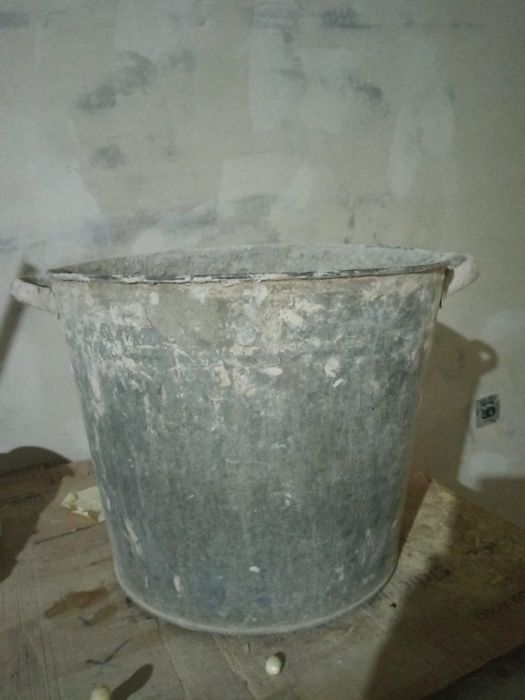 Бак жестяной оцинкованный 32л
