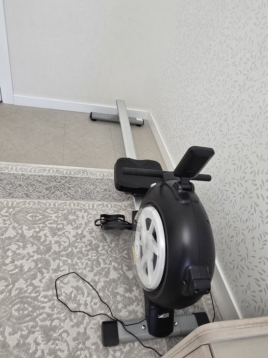 Гребной тренажер Genau