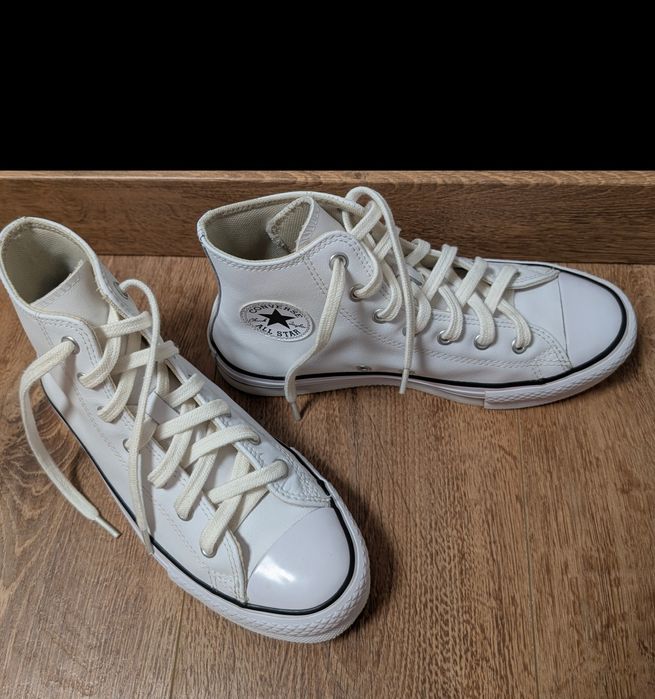 Converse All Star – adidași albi din piele, stare foarte bună, 36,5