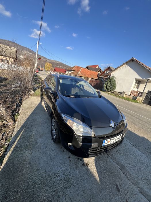 Vând renault megane 3