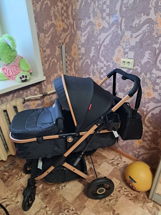 Продам коляску новую