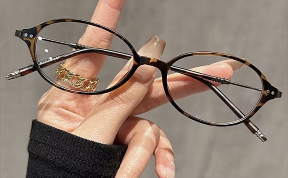 Очки с диоприей -3