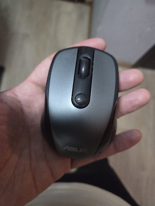 Продам мышку 5000 тг