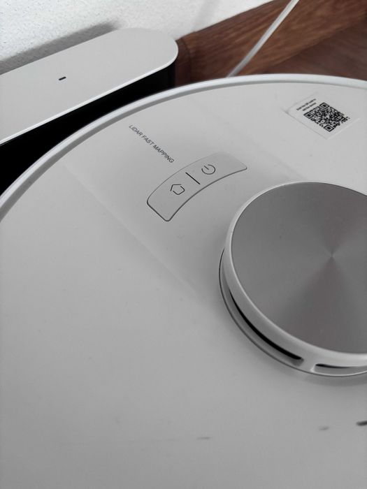 Aspirator robot EZVIZ RE4, 0.35l, autonomie max 240 min, Wi-Fi, mop