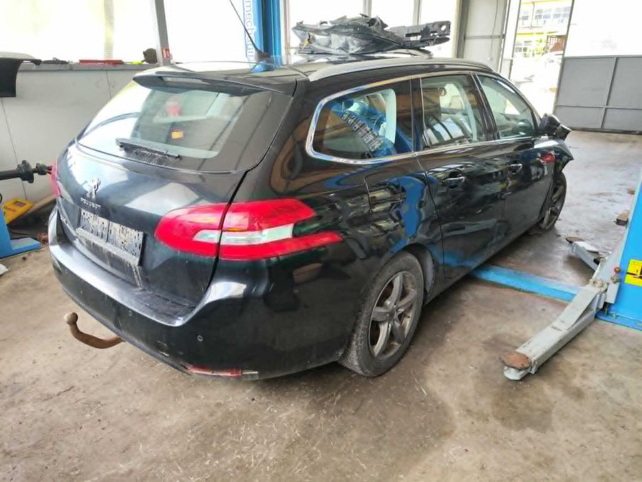 Peugeot 308 2019г Facelift на части пежо 308 2019г фейс